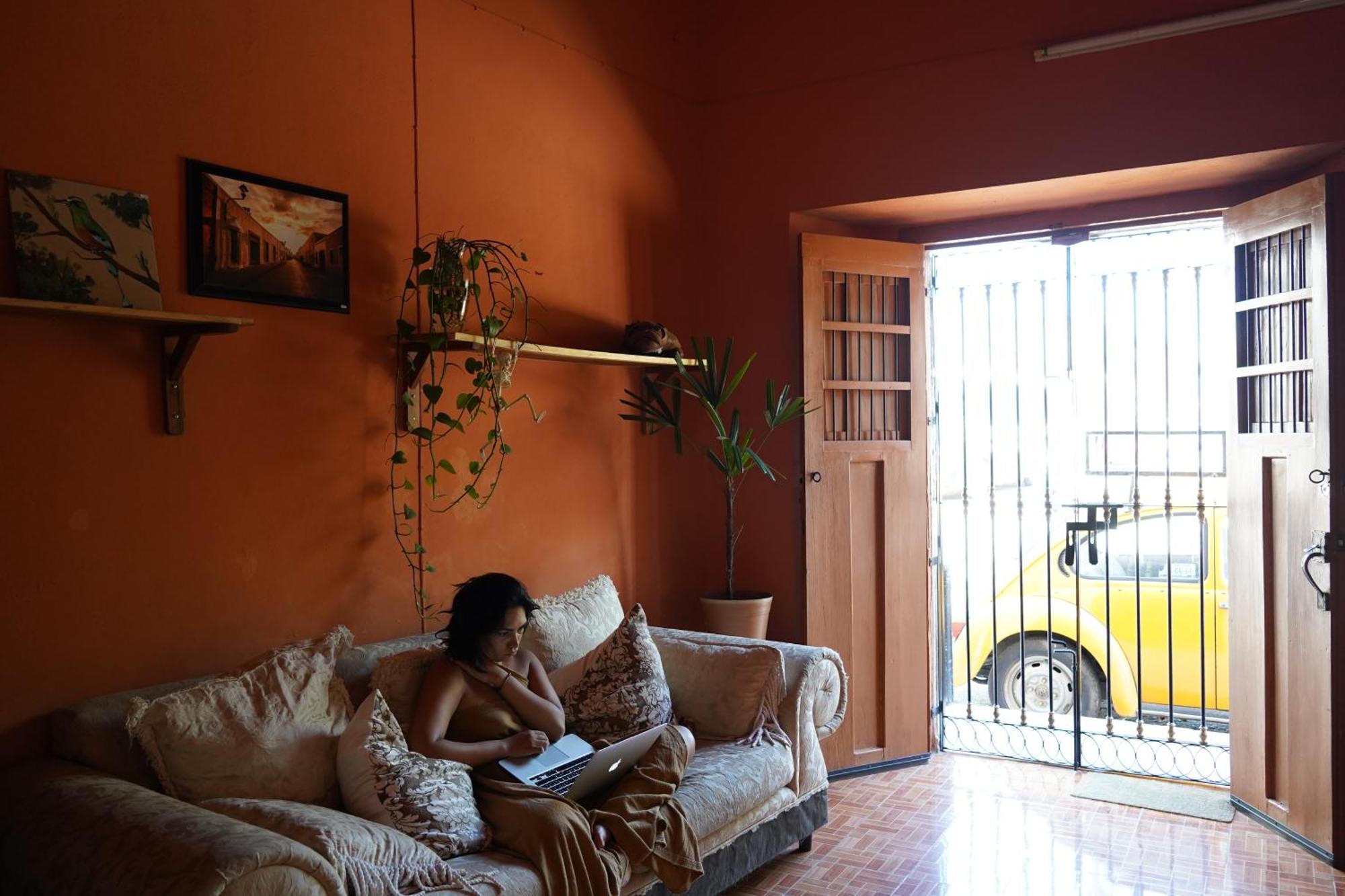 Alena Hostal Valladolid  Extérieur photo